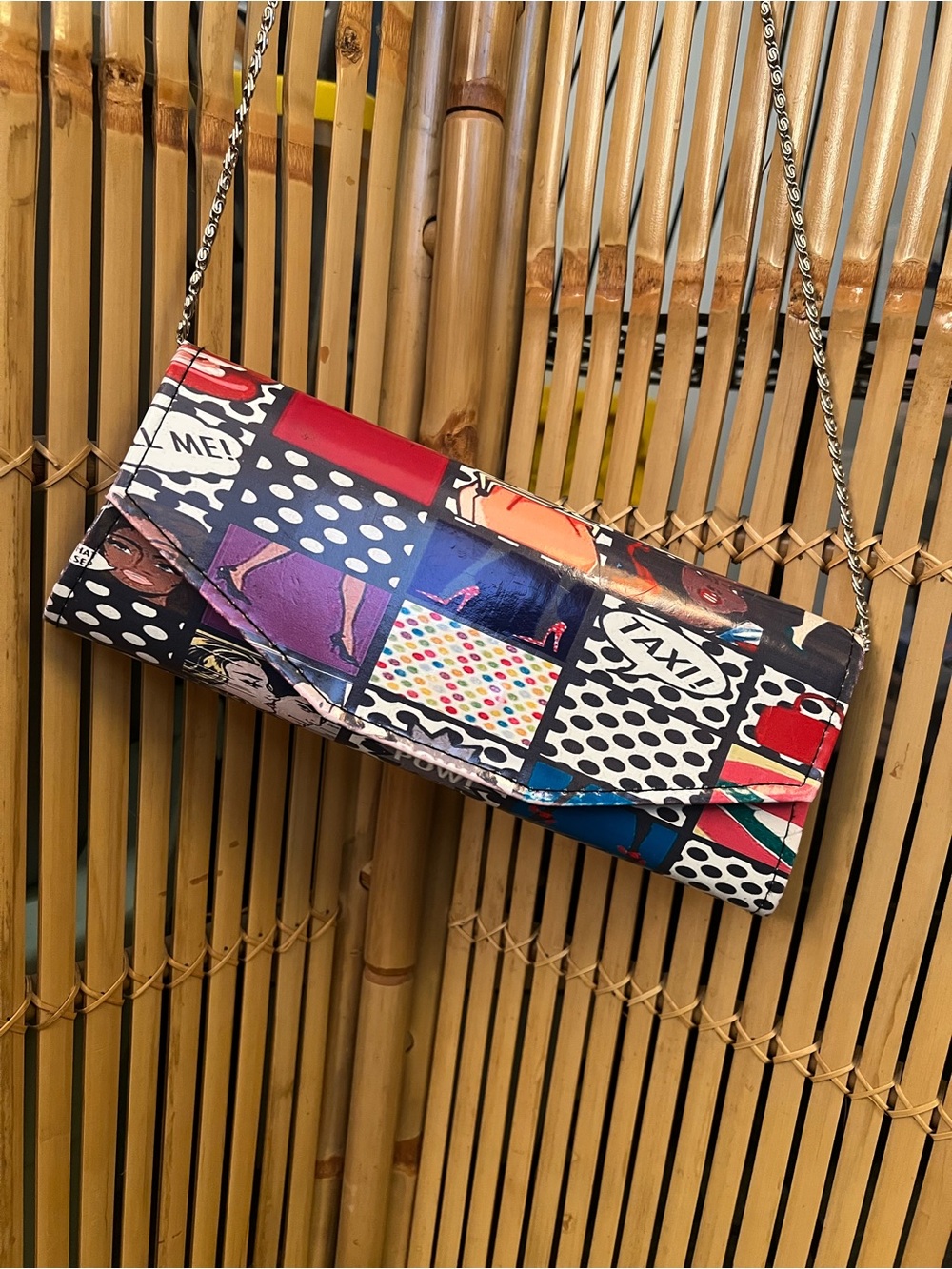 Multicolor Pop-Art Patchwork Chain Clutch